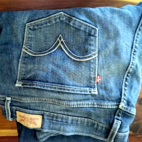 Levi's skinny jeans - Picture 2 of 4